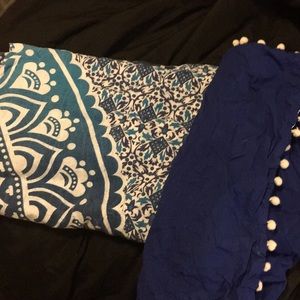 Wall Tapastrie “blanket” with Pillow Cases